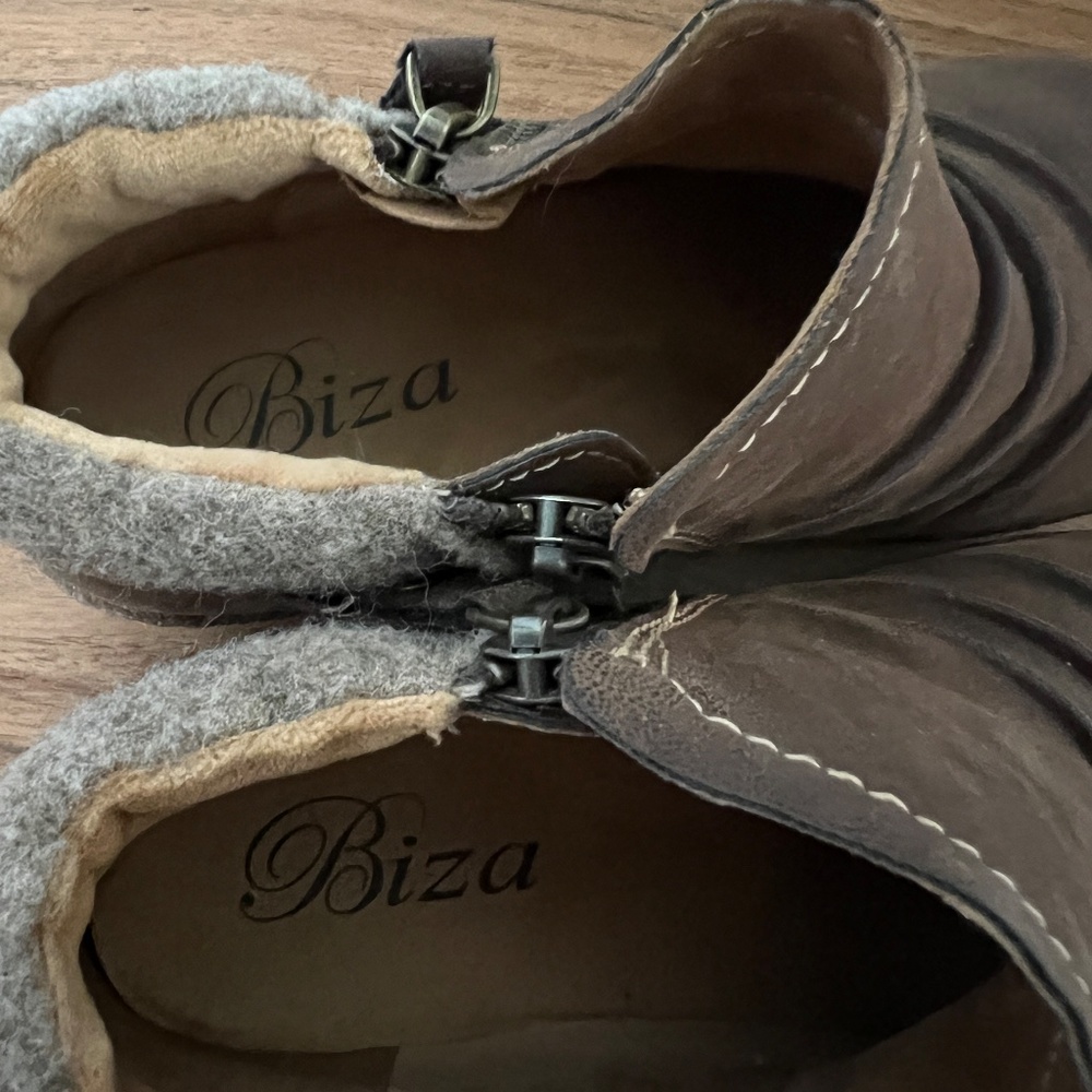 Booties - Picture 6 of 8